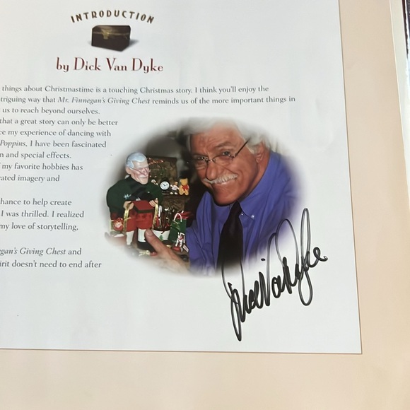 Atographed Dick Van Dyke Mr. Finnegan's Giving Chest Book by Dan Farr - Picture 3 of 6